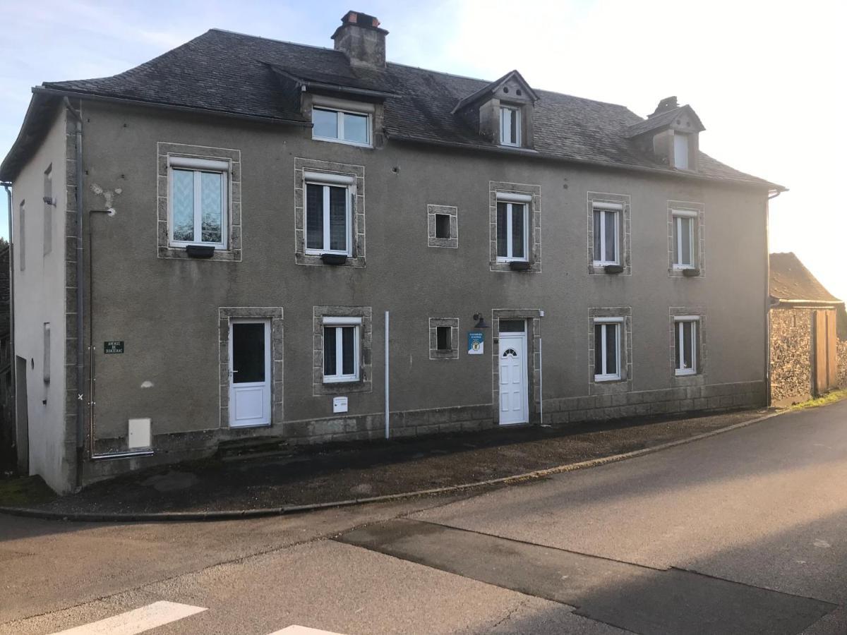 Chambres D'Hotes L'Ame De Travassac Donzenac المظهر الخارجي الصورة